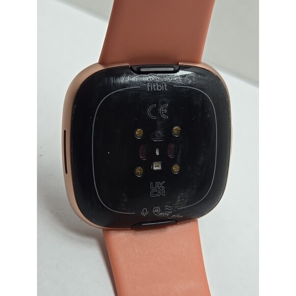 Fitbit Versa 4 GPS Smartwatch Charger Heart Rate NFC Google Wallet Sleep Tracker - Picture 15 of 16